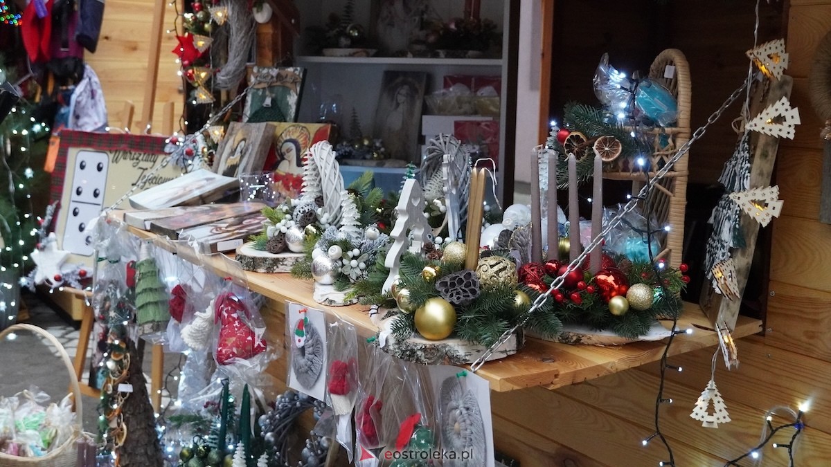 III Kurpiowski Jarmark Bożonarodzeniowy [4.12.2025] - zdjęcie #128 - eOstroleka.pl