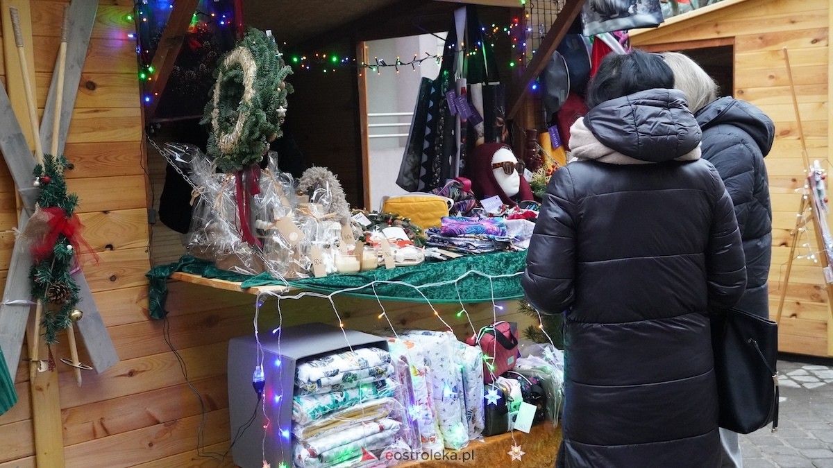 III Kurpiowski Jarmark Bożonarodzeniowy [4.12.2025] - zdjęcie #126 - eOstroleka.pl