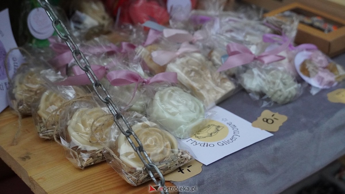 III Kurpiowski Jarmark Bożonarodzeniowy [4.12.2025] - zdjęcie #118 - eOstroleka.pl