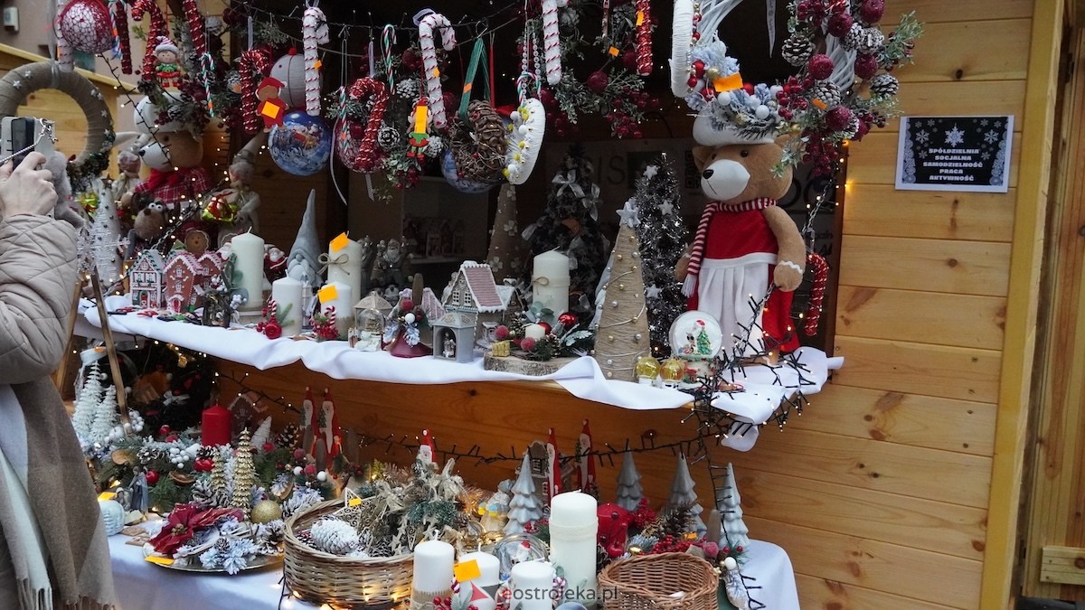 III Kurpiowski Jarmark Bożonarodzeniowy [4.12.2025] - zdjęcie #108 - eOstroleka.pl