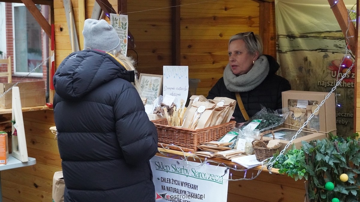 III Kurpiowski Jarmark Bożonarodzeniowy [4.12.2025] - zdjęcie #104 - eOstroleka.pl