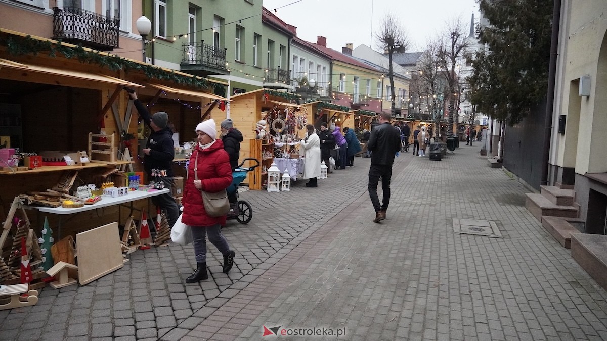 III Kurpiowski Jarmark Bożonarodzeniowy [4.12.2025] - zdjęcie #100 - eOstroleka.pl