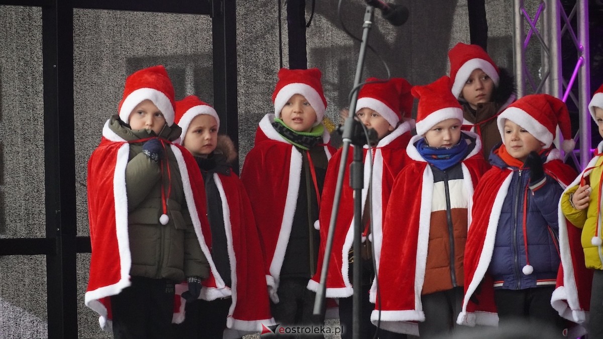 III Kurpiowski Jarmark Bożonarodzeniowy [4.12.2025] - zdjęcie #90 - eOstroleka.pl