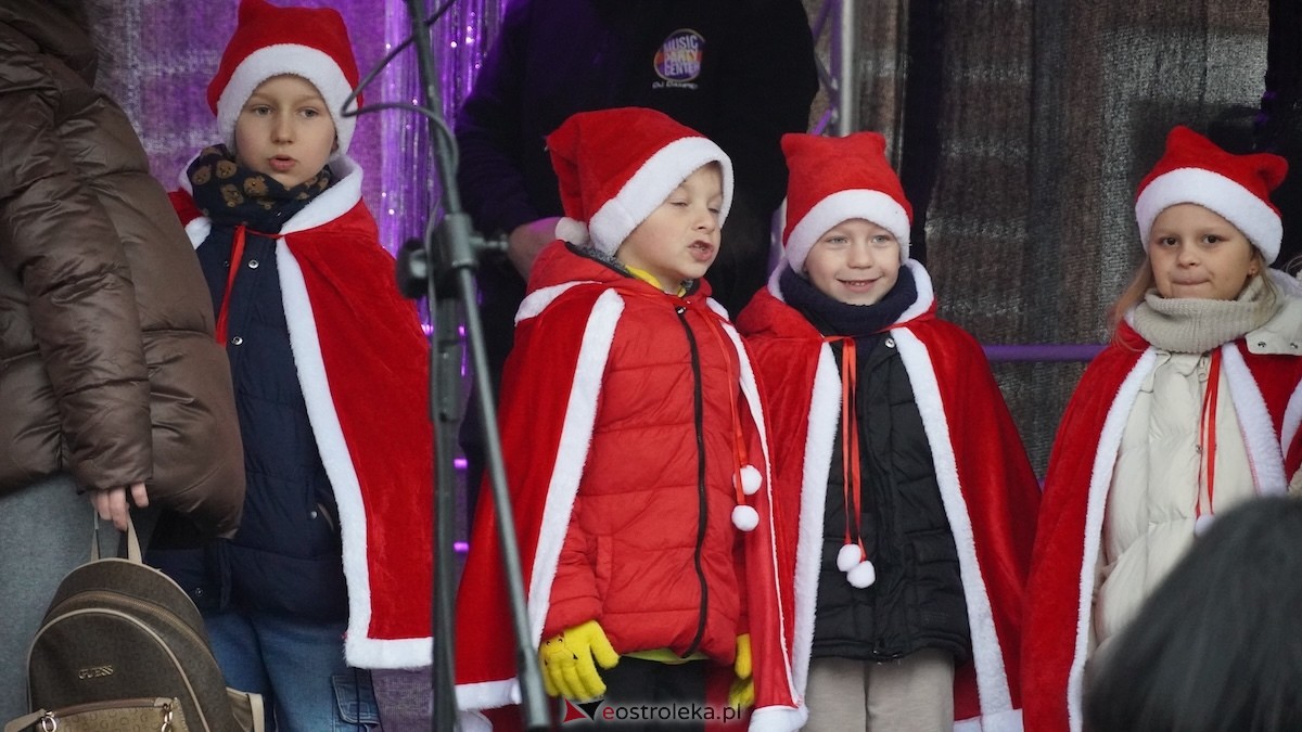 III Kurpiowski Jarmark Bożonarodzeniowy [4.12.2025] - zdjęcie #89 - eOstroleka.pl
