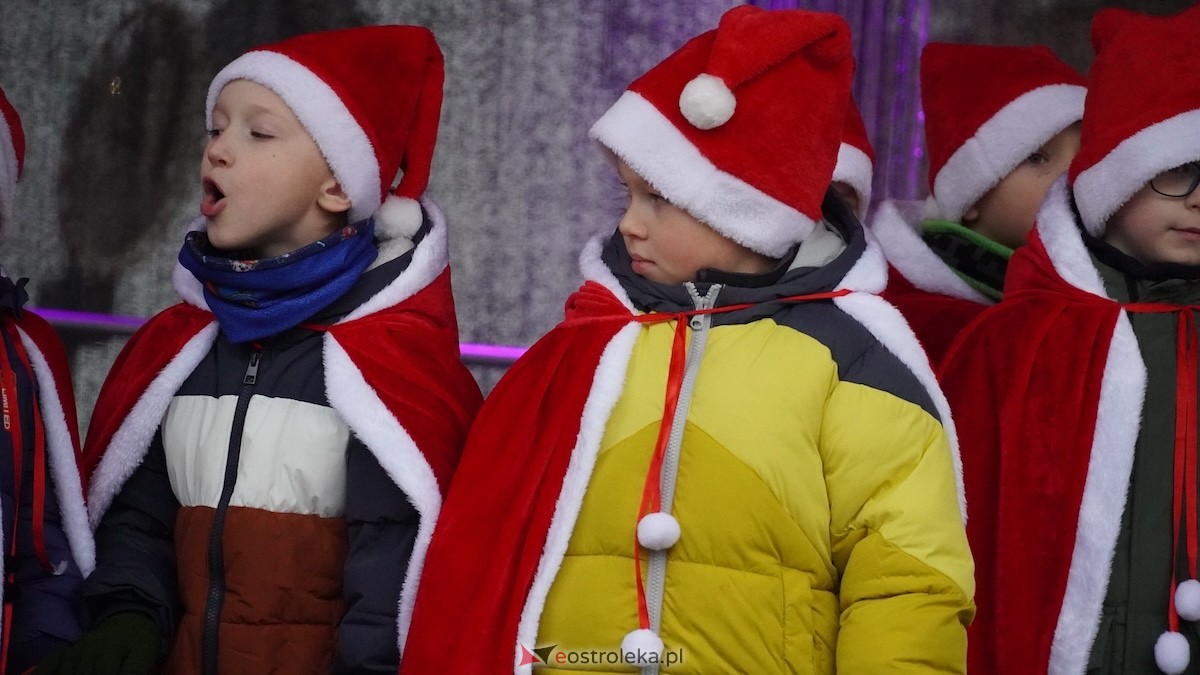 III Kurpiowski Jarmark Bożonarodzeniowy [4.12.2025] - zdjęcie #87 - eOstroleka.pl