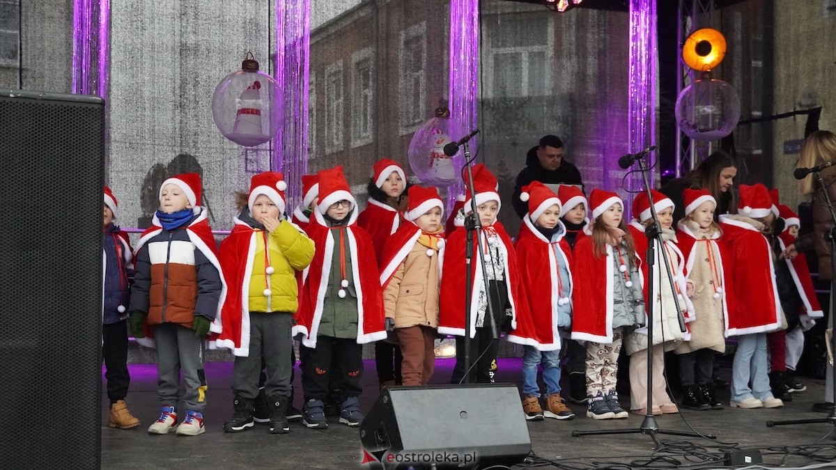 III Kurpiowski Jarmark Bożonarodzeniowy [4.12.2025] - zdjęcie #86 - eOstroleka.pl