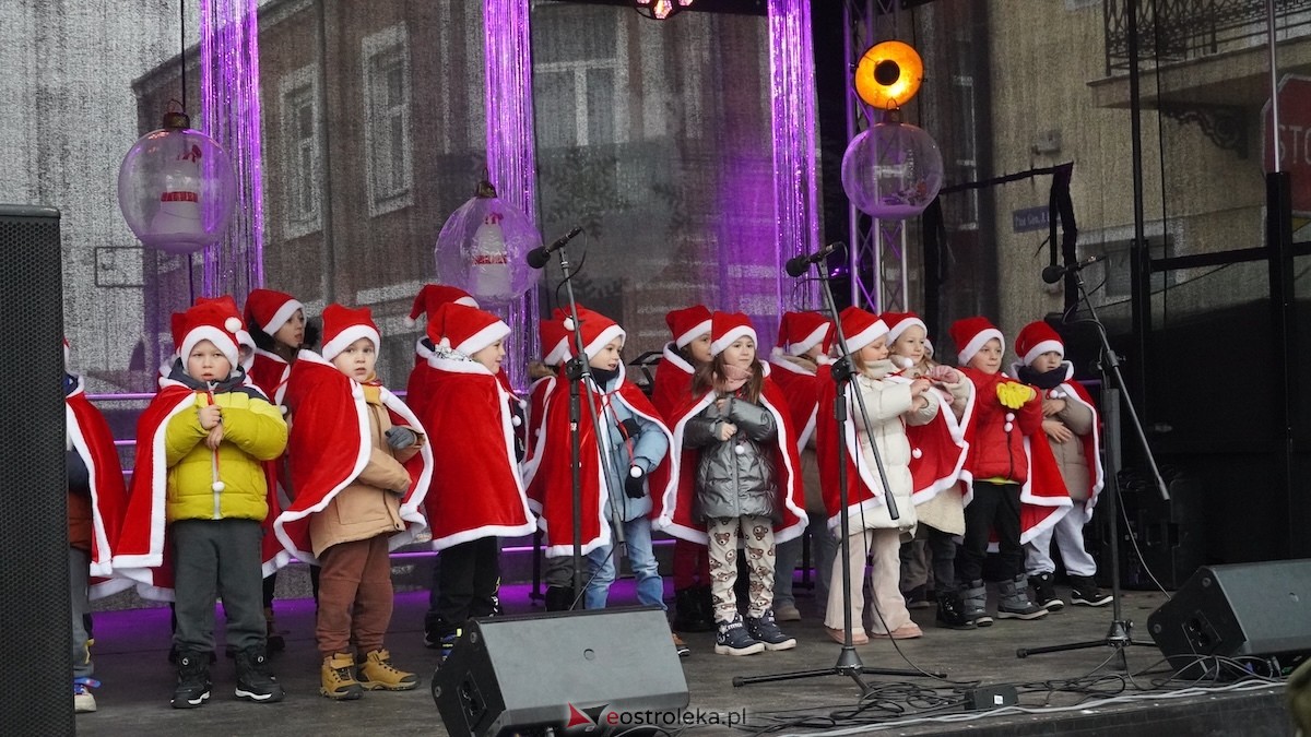III Kurpiowski Jarmark Bożonarodzeniowy [4.12.2025] - zdjęcie #71 - eOstroleka.pl
