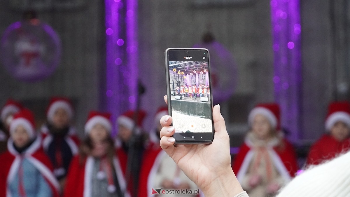 III Kurpiowski Jarmark Bożonarodzeniowy [4.12.2025] - zdjęcie #70 - eOstroleka.pl