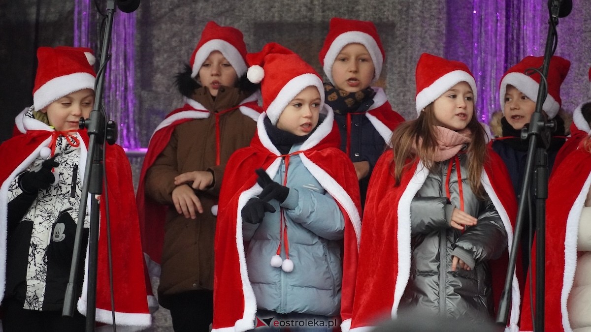 III Kurpiowski Jarmark Bożonarodzeniowy [4.12.2025] - zdjęcie #69 - eOstroleka.pl