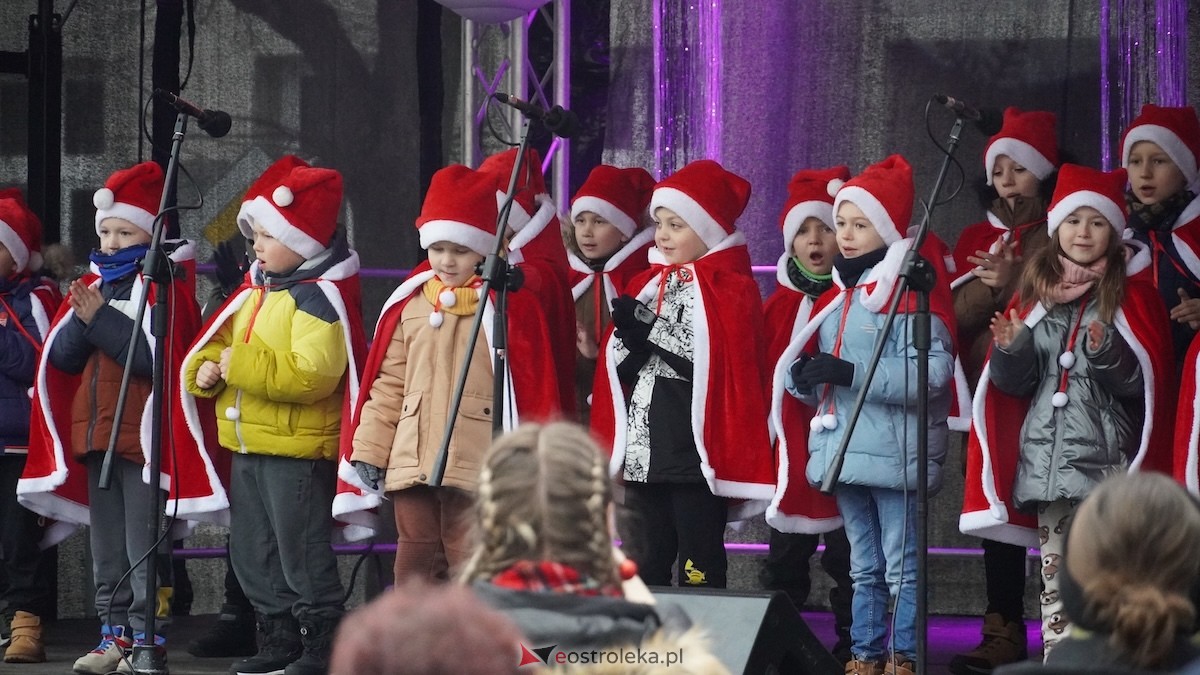 III Kurpiowski Jarmark Bożonarodzeniowy [4.12.2025] - zdjęcie #67 - eOstroleka.pl