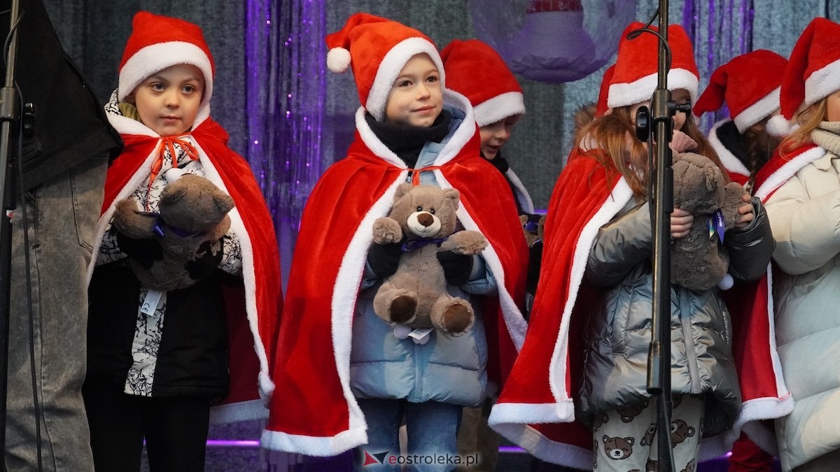 III Kurpiowski Jarmark Bożonarodzeniowy [4.12.2025] - zdjęcie #56 - eOstroleka.pl