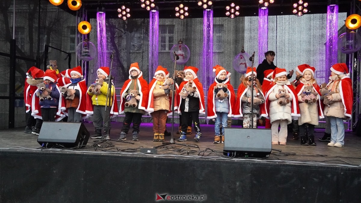 III Kurpiowski Jarmark Bożonarodzeniowy [4.12.2025] - zdjęcie #54 - eOstroleka.pl