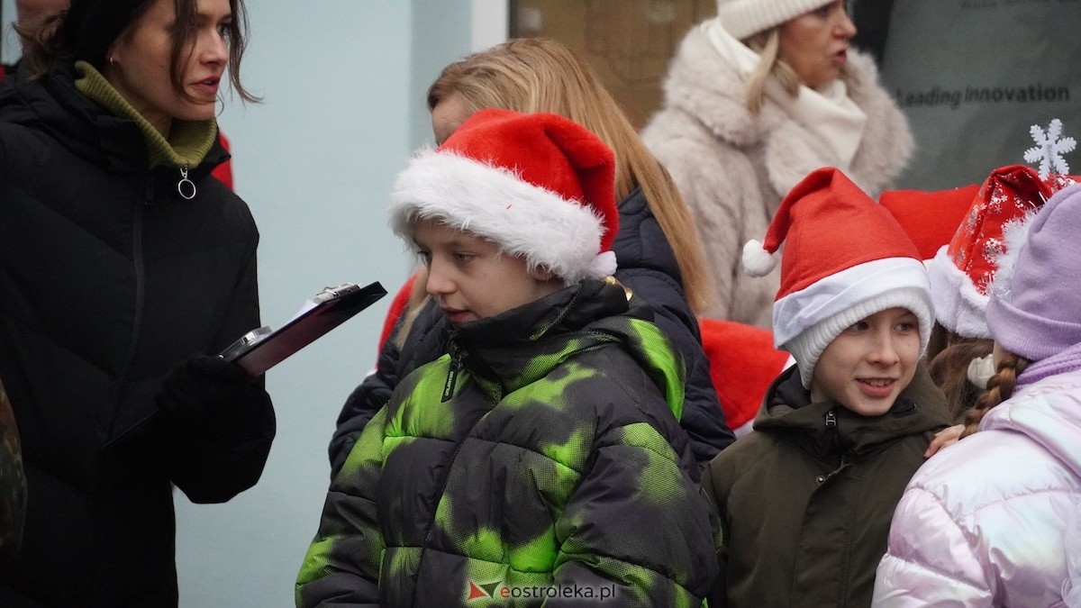III Kurpiowski Jarmark Bożonarodzeniowy [4.12.2025] - zdjęcie #53 - eOstroleka.pl