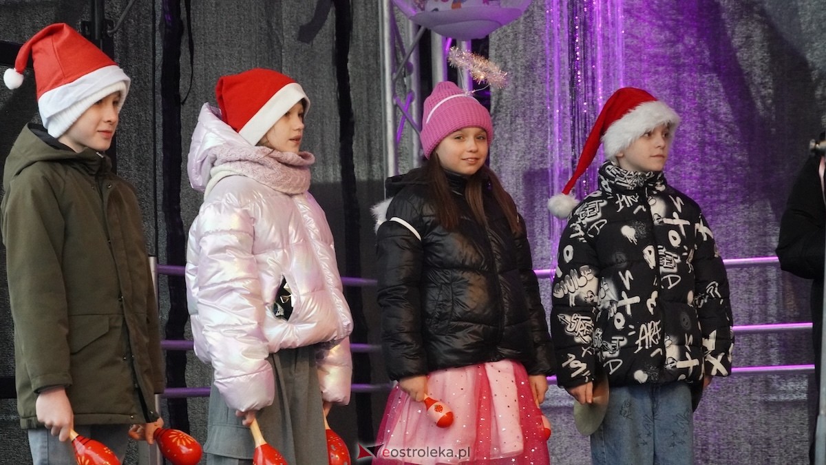 III Kurpiowski Jarmark Bożonarodzeniowy [4.12.2025] - zdjęcie #48 - eOstroleka.pl