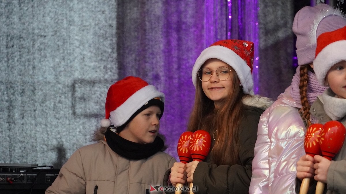 III Kurpiowski Jarmark Bożonarodzeniowy [4.12.2025] - zdjęcie #44 - eOstroleka.pl