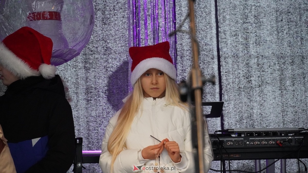 III Kurpiowski Jarmark Bożonarodzeniowy [4.12.2025] - zdjęcie #43 - eOstroleka.pl