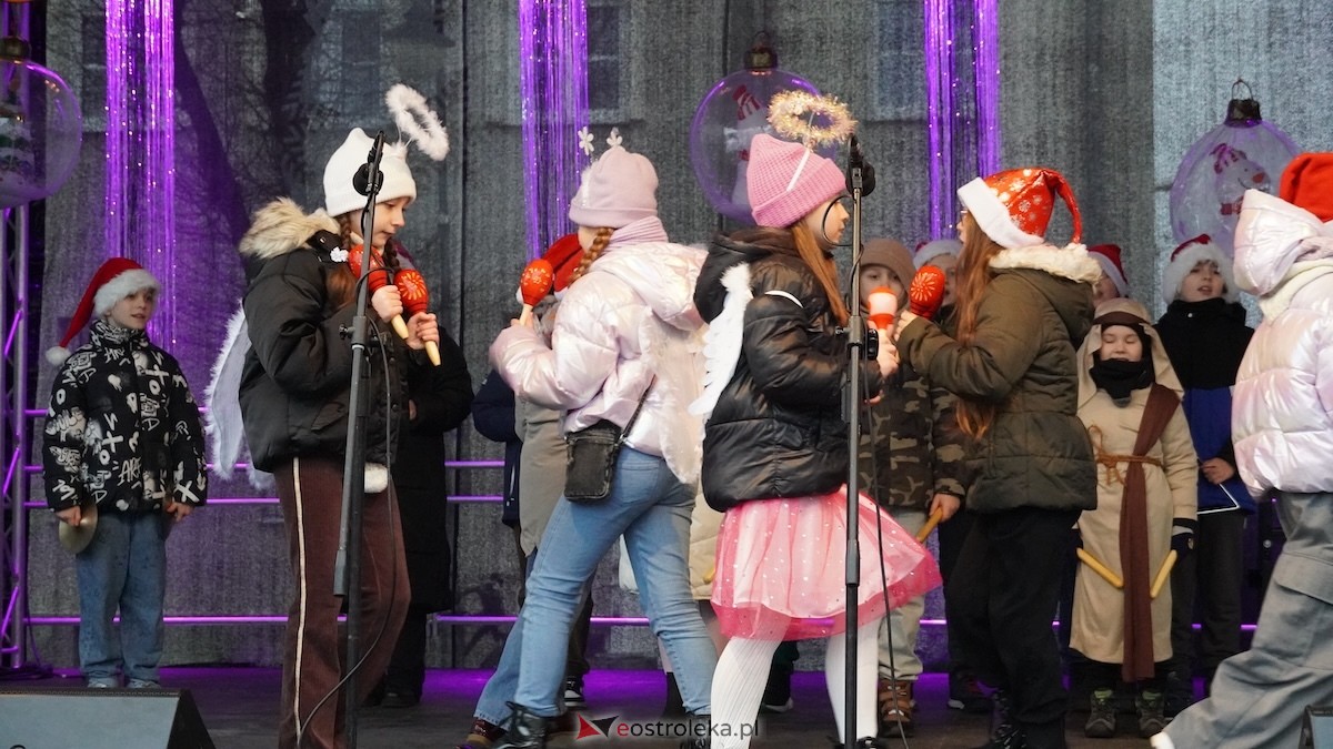 III Kurpiowski Jarmark Bożonarodzeniowy [4.12.2025] - zdjęcie #40 - eOstroleka.pl