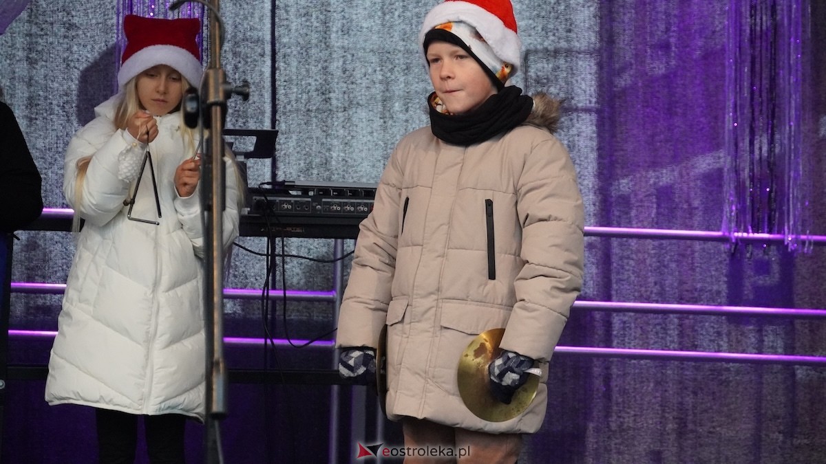 III Kurpiowski Jarmark Bożonarodzeniowy [4.12.2025] - zdjęcie #37 - eOstroleka.pl