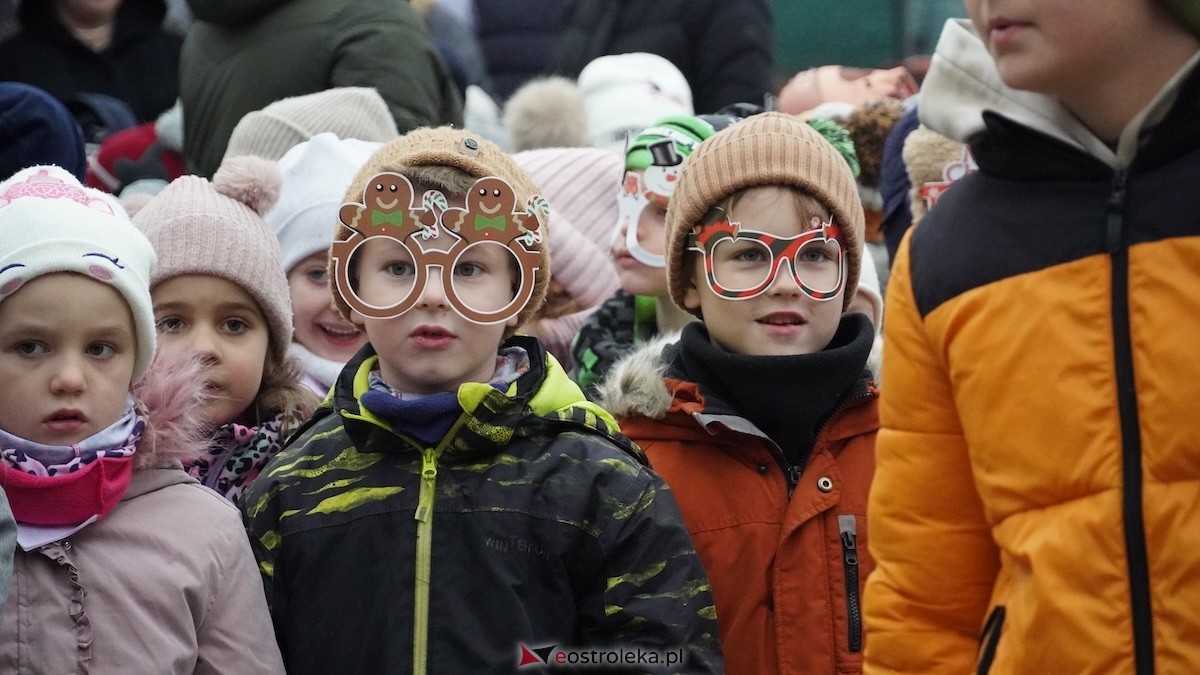 III Kurpiowski Jarmark Bożonarodzeniowy [4.12.2025] - zdjęcie #29 - eOstroleka.pl