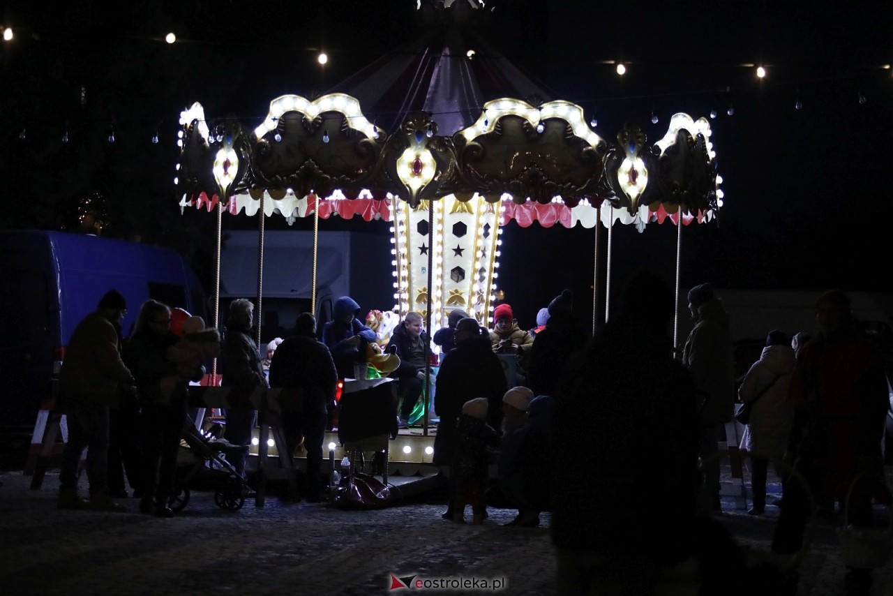 Jarmark Bożonarodzeniowy w Ostrołęce [4.12.2025] - zdjęcie #86 - eOstroleka.pl