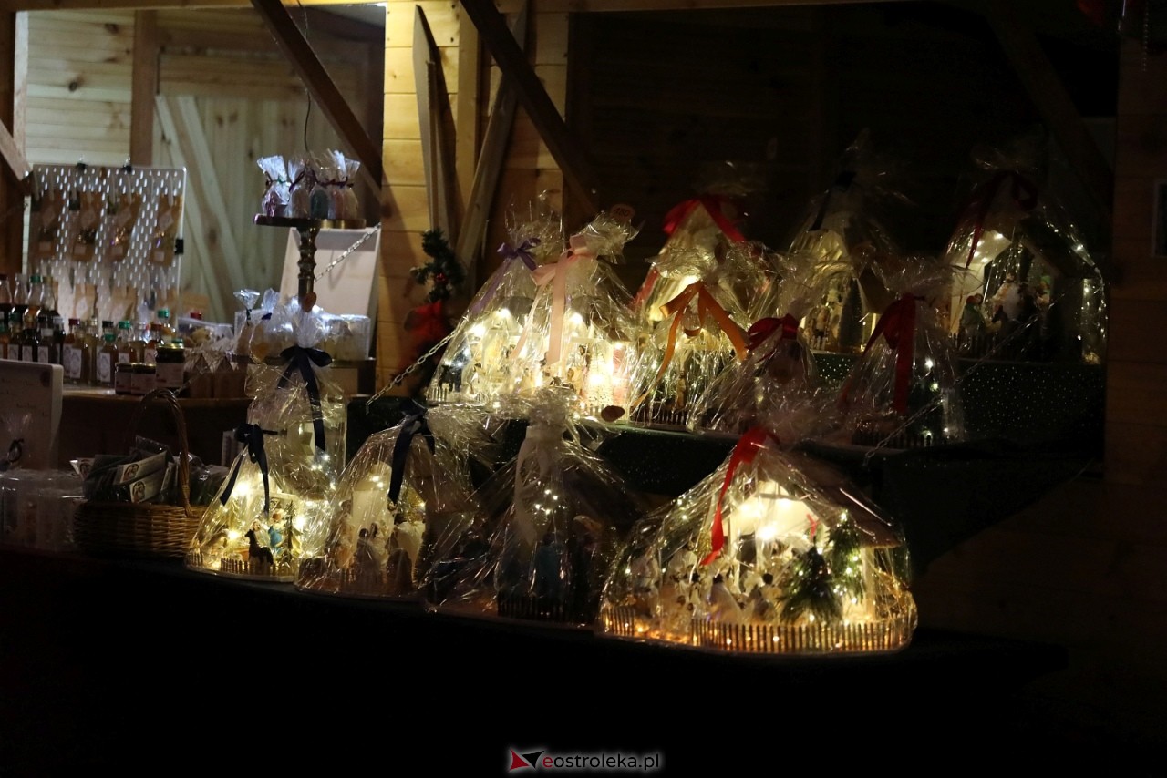 Jarmark Bożonarodzeniowy w Ostrołęce [4.12.2025] - zdjęcie #75 - eOstroleka.pl