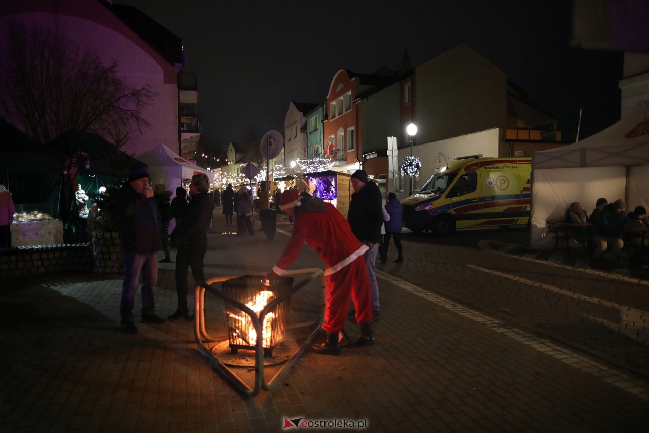 Jarmark Bożonarodzeniowy w Ostrołęce [4.12.2025] - zdjęcie #42 - eOstroleka.pl