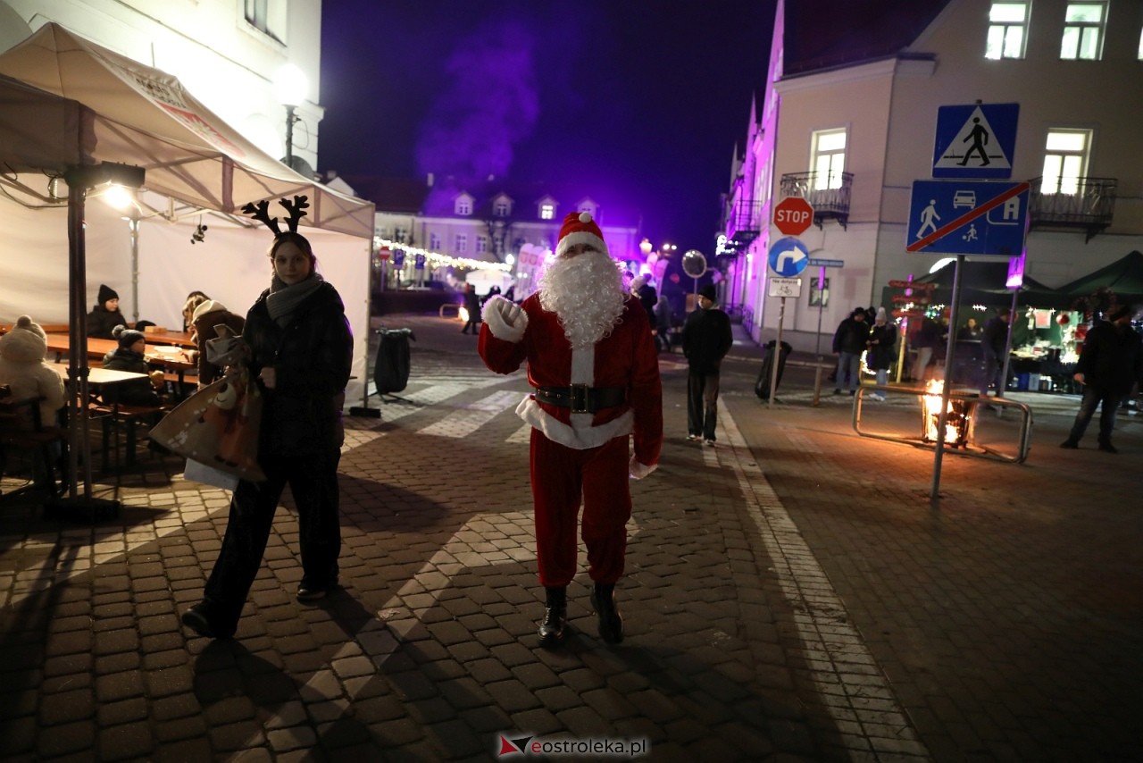 Jarmark Bożonarodzeniowy w Ostrołęce [4.12.2025] - zdjęcie #27 - eOstroleka.pl