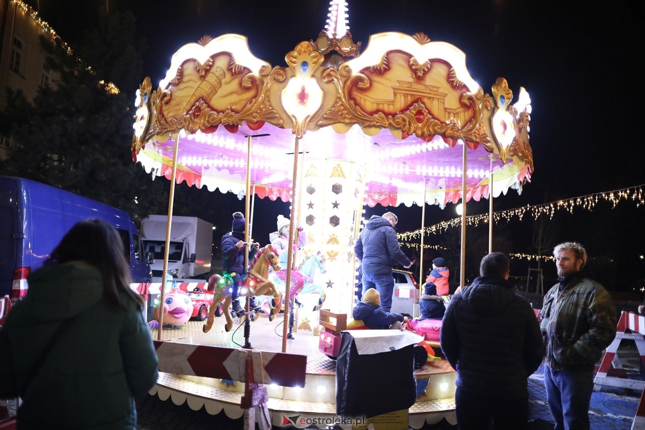 Jarmark Bożonarodzeniowy w Ostrołęce [4.12.2025] - zdjęcie #7 - eOstroleka.pl