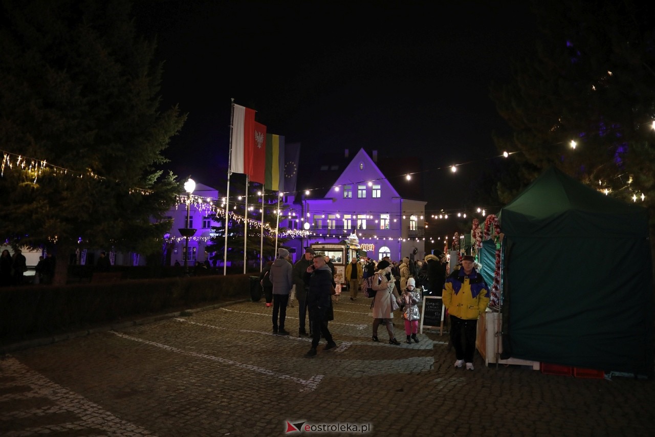 Jarmark Bożonarodzeniowy w Ostrołęce [4.12.2025] - zdjęcie #6 - eOstroleka.pl