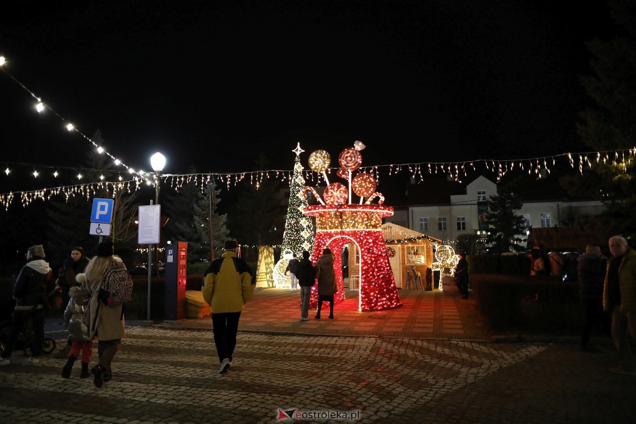 Jarmark Bożonarodzeniowy w Ostrołęce [4.12.2025] - zdjęcie #5 - eOstroleka.pl