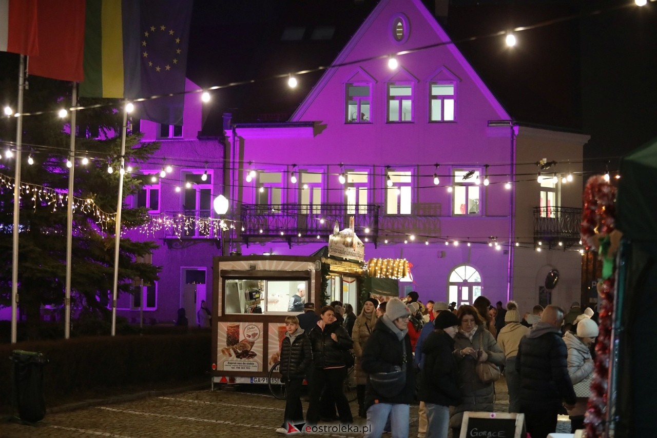 Jarmark Bożonarodzeniowy w Ostrołęce [4.12.2025] - zdjęcie #4 - eOstroleka.pl