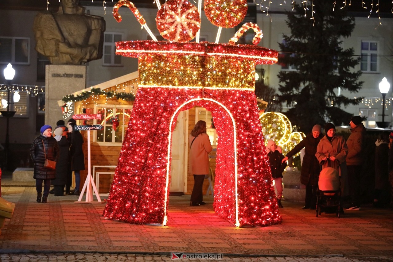 Jarmark Bożonarodzeniowy w Ostrołęce [4.12.2025] - zdjęcie #3 - eOstroleka.pl