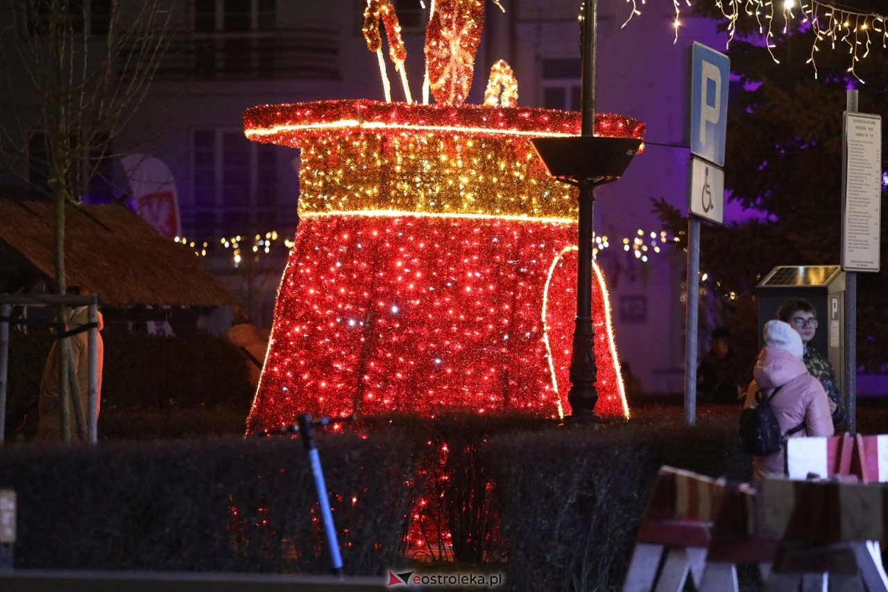 Jarmark Bożonarodzeniowy w Ostrołęce [4.12.2025] - zdjęcie #1 - eOstroleka.pl