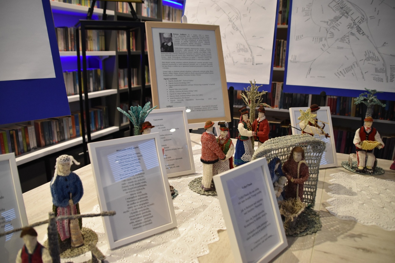 Dawne życie na Kurpiach: pamięci Marianny Staśkiewicz w gminnej bibliotece fot. Gmina Kadzidło  [3.12.2025] - zdjęcie #58 - eOstroleka.pl