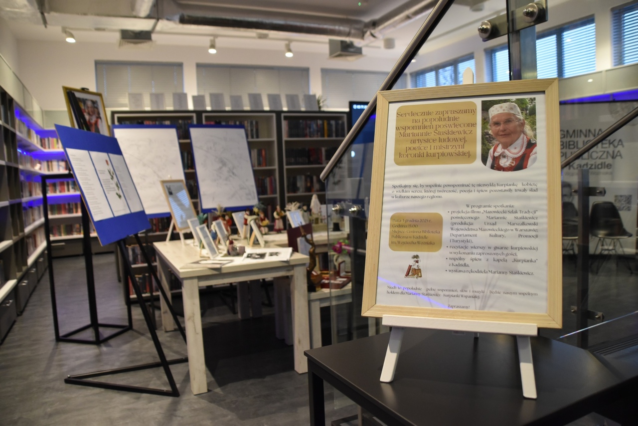 Dawne życie na Kurpiach: pamięci Marianny Staśkiewicz w gminnej bibliotece fot. Gmina Kadzidło  [3.12.2025] - zdjęcie #37 - eOstroleka.pl