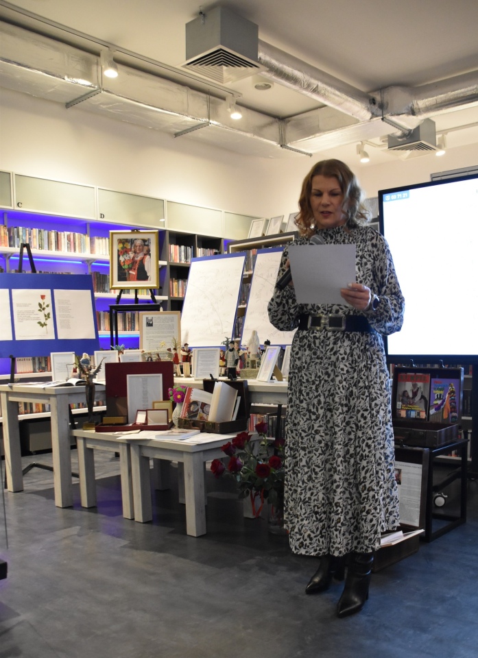 Dawne życie na Kurpiach: pamięci Marianny Staśkiewicz w gminnej bibliotece fot. Gmina Kadzidło  [3.12.2025] - zdjęcie #26 - eOstroleka.pl