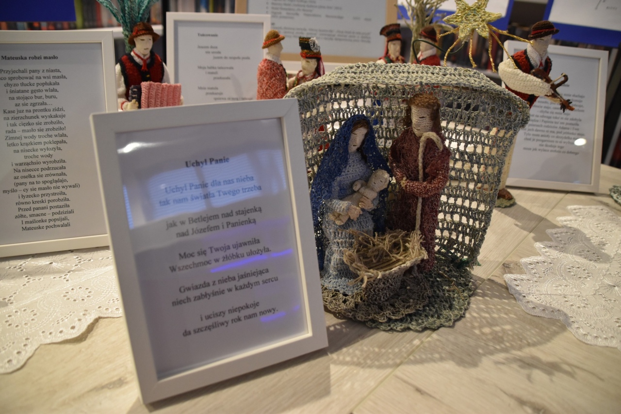 Dawne życie na Kurpiach: pamięci Marianny Staśkiewicz w gminnej bibliotece fot. Gmina Kadzidło  [3.12.2025] - zdjęcie #14 - eOstroleka.pl