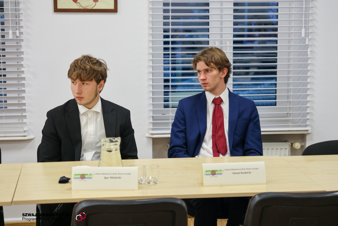 MRM po II sesji: od WOŚP 2026 po pomoc dla schroniska - ostrołęcka młodzież planuje działania fot. MRM Ostrołęka [2.12.2025] - zdjęcie #13 - eOstroleka.pl