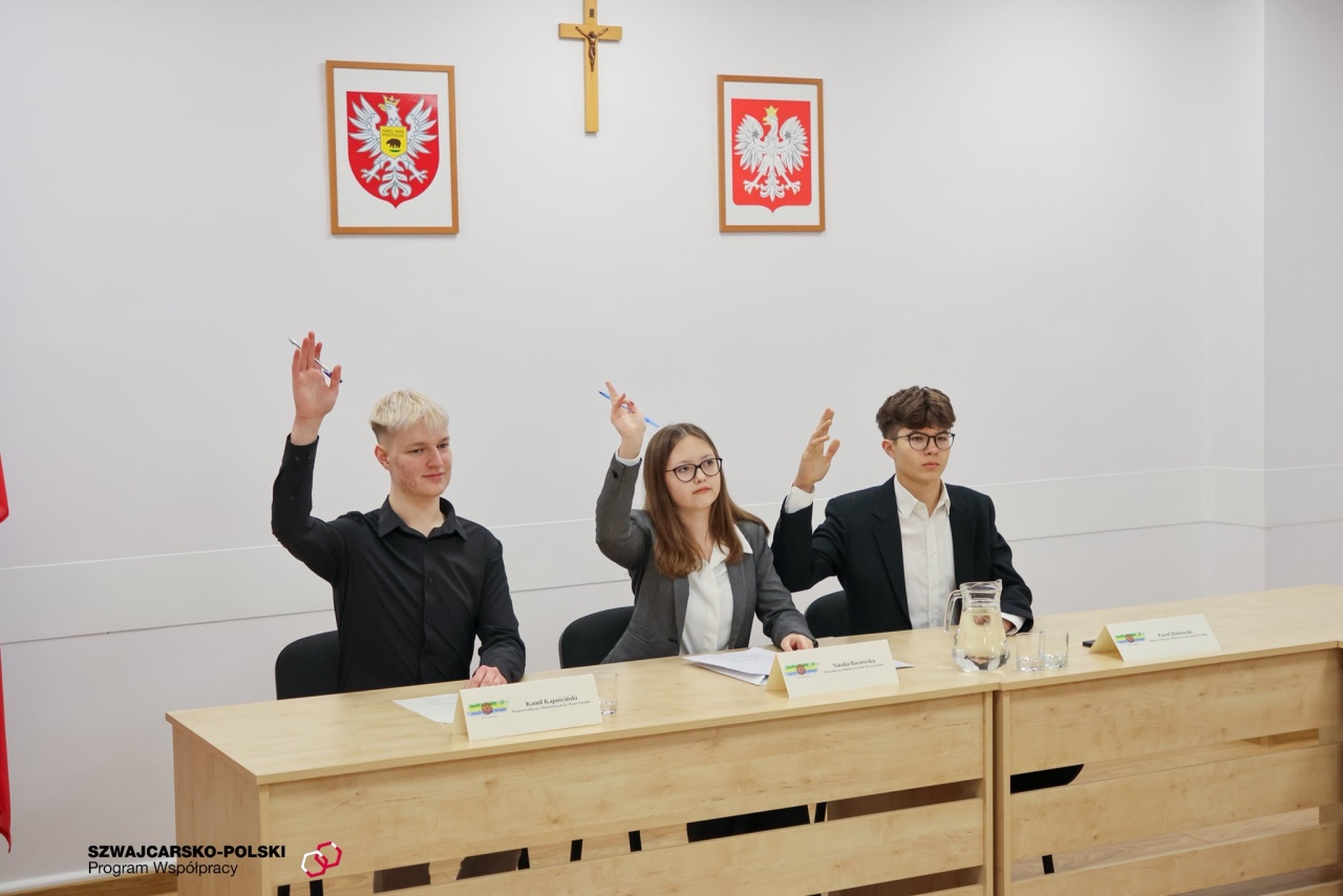 MRM po II sesji: od WOŚP 2026 po pomoc dla schroniska - ostrołęcka młodzież planuje działania fot. MRM Ostrołęka [2.12.2025] - zdjęcie #9 - eOstroleka.pl