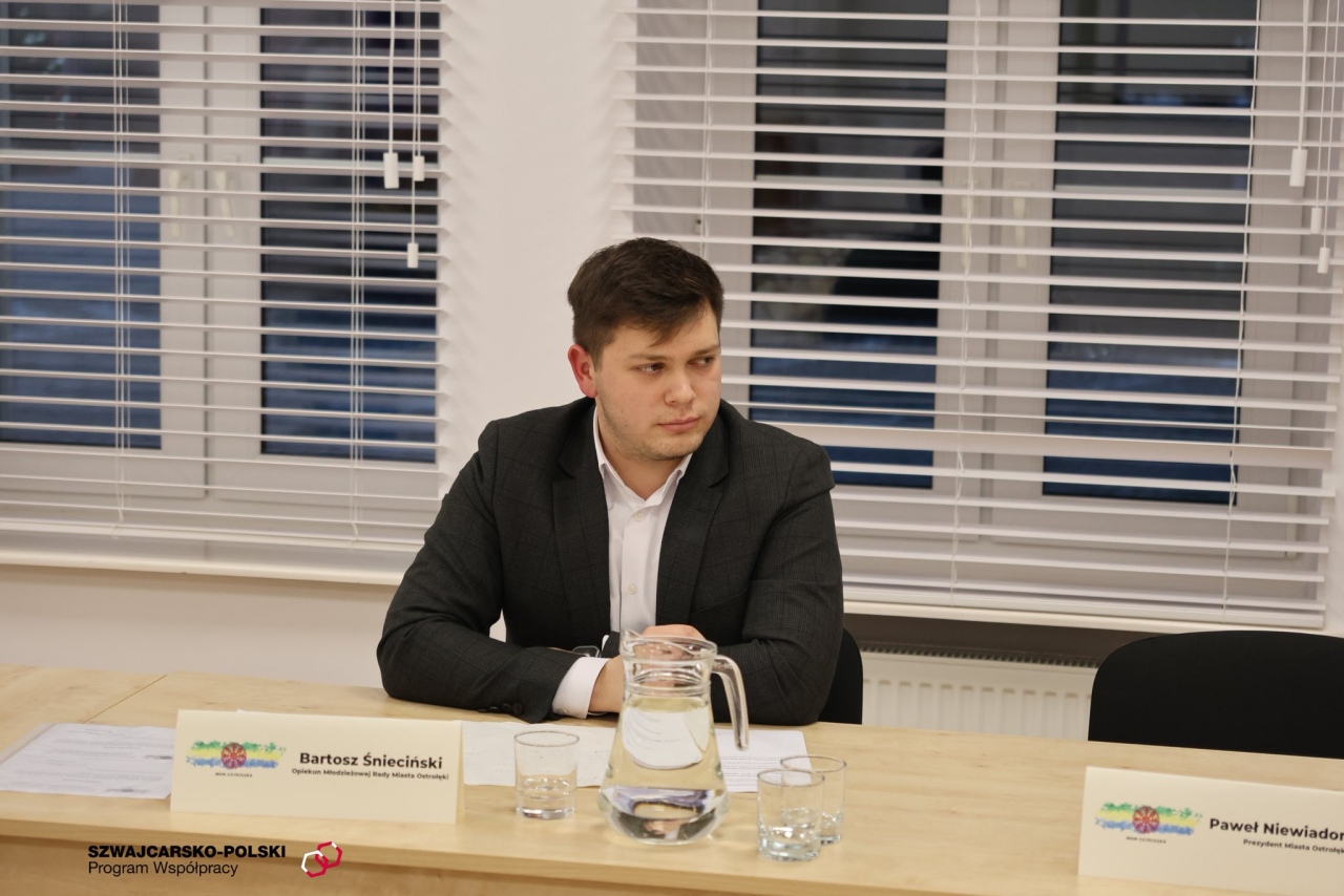 MRM po II sesji: od WOŚP 2026 po pomoc dla schroniska - ostrołęcka młodzież planuje działania fot. MRM Ostrołęka [2.12.2025] - zdjęcie #8 - eOstroleka.pl