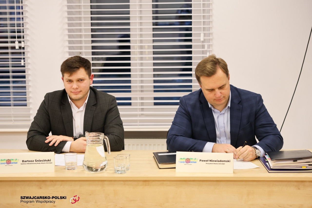 MRM po II sesji: od WOŚP 2026 po pomoc dla schroniska - ostrołęcka młodzież planuje działania fot. MRM Ostrołęka [2.12.2025] - zdjęcie #6 - eOstroleka.pl