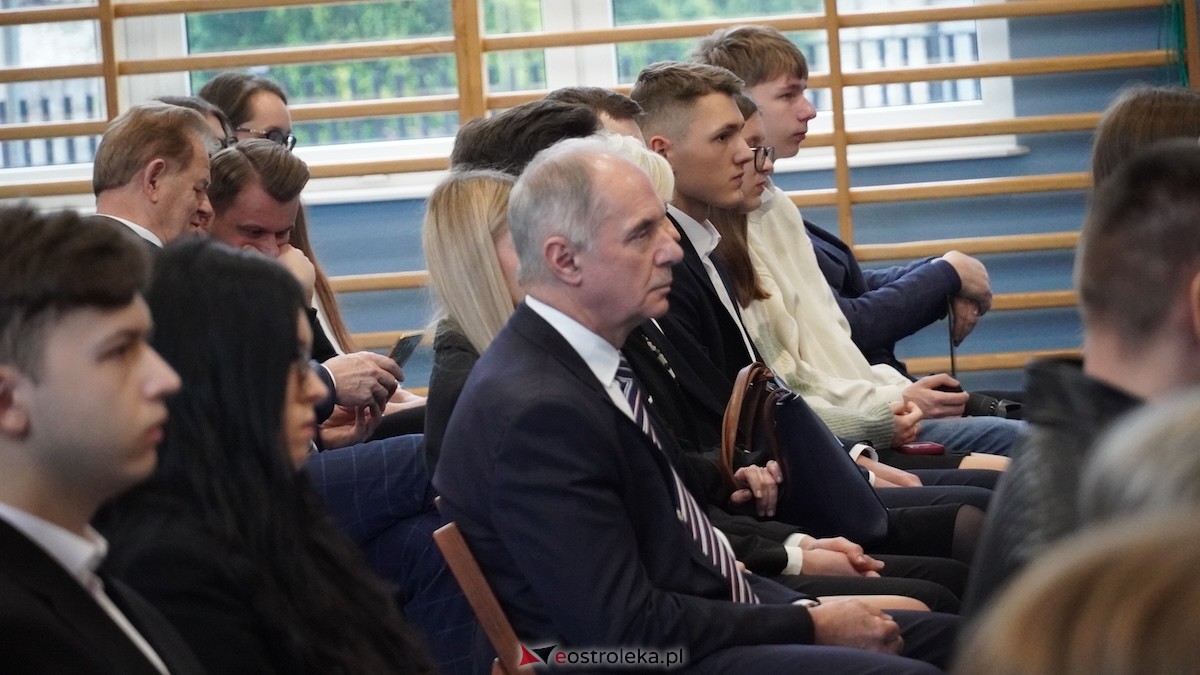 Uroczyste wręczenie stypendiów Prezesa Rady Ministrów [5.12.2025] - zdjęcie #128 - eOstroleka.pl