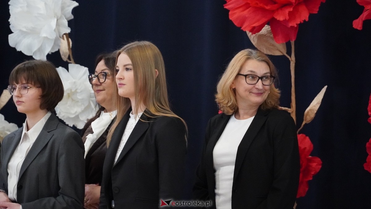 Uroczyste wręczenie stypendiów Prezesa Rady Ministrów [5.12.2025] - zdjęcie #113 - eOstroleka.pl