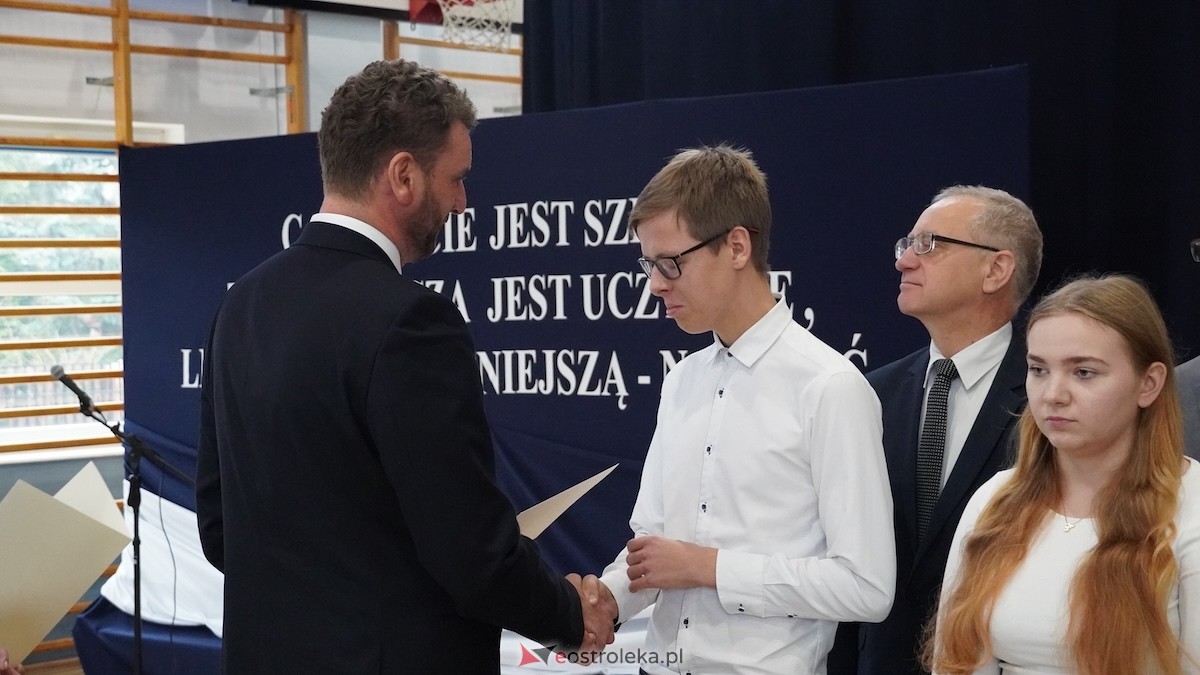 Uroczyste wręczenie stypendiów Prezesa Rady Ministrów [5.12.2025] - zdjęcie #87 - eOstroleka.pl