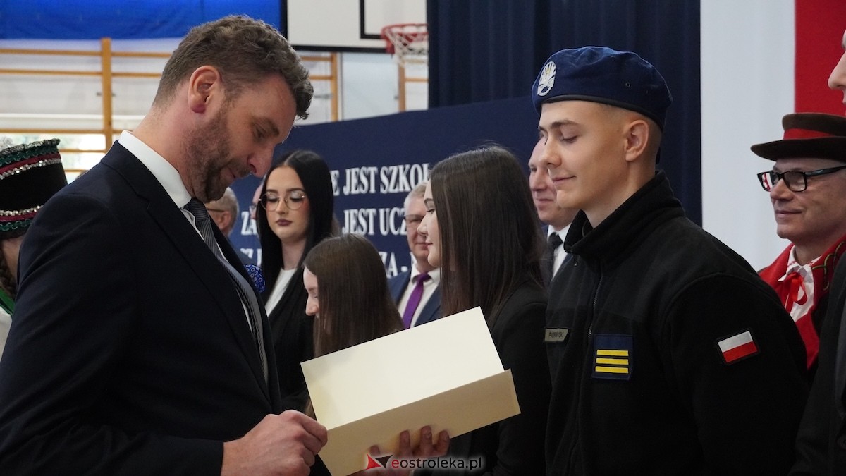 Uroczyste wręczenie stypendiów Prezesa Rady Ministrów [5.12.2025] - zdjęcie #85 - eOstroleka.pl