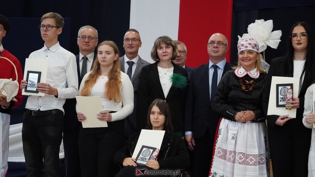 Uroczyste wręczenie stypendiów Prezesa Rady Ministrów [5.12.2025] - zdjęcie #77 - eOstroleka.pl