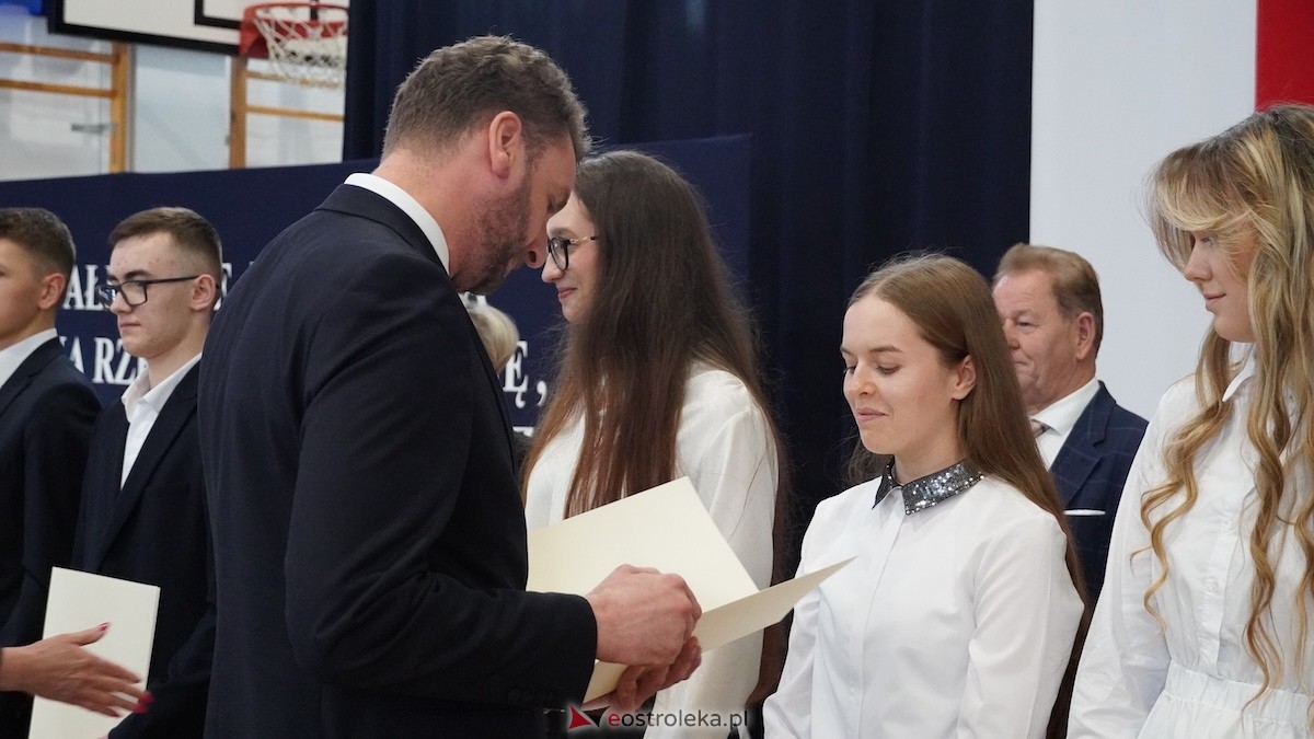 Uroczyste wręczenie stypendiów Prezesa Rady Ministrów [5.12.2025] - zdjęcie #62 - eOstroleka.pl