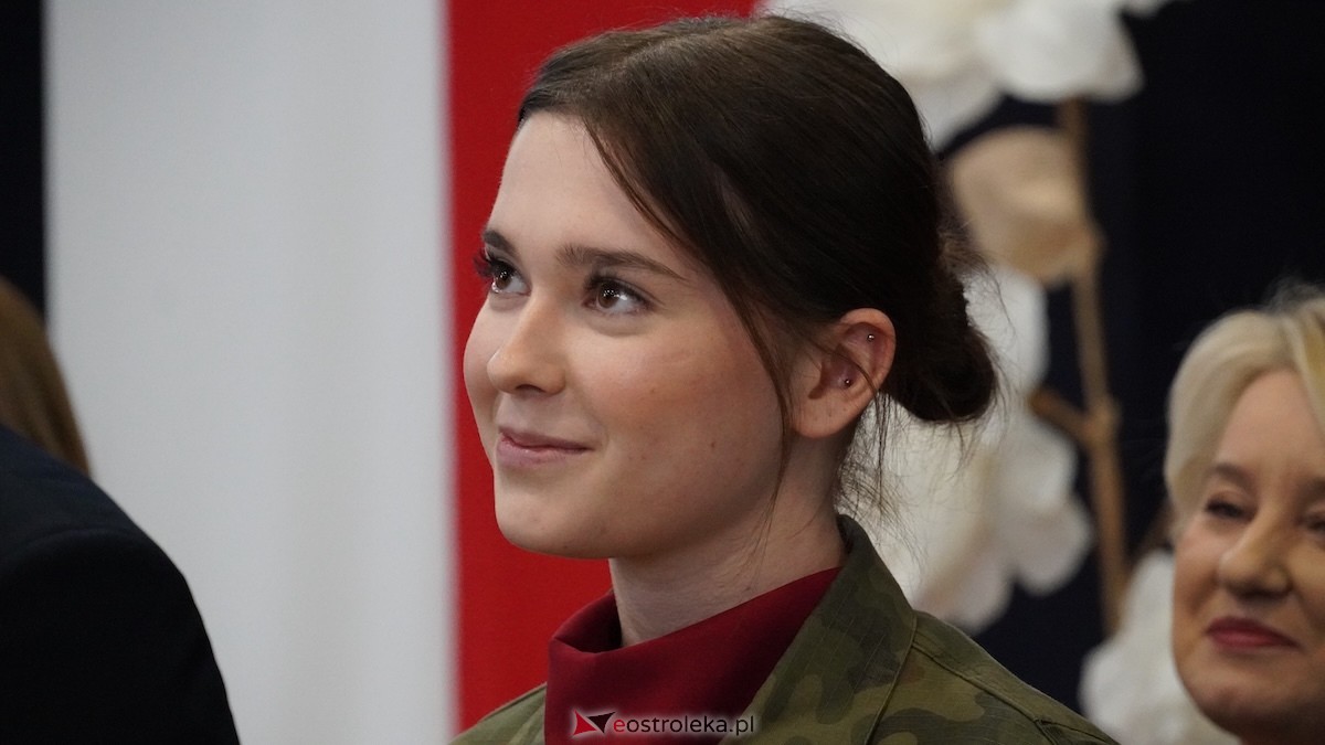 Uroczyste wręczenie stypendiów Prezesa Rady Ministrów [5.12.2025] - zdjęcie #54 - eOstroleka.pl