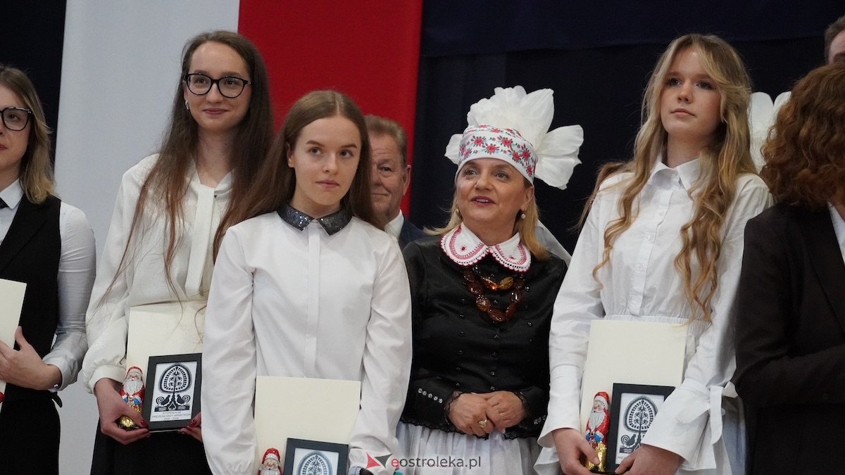 Uroczyste wręczenie stypendiów Prezesa Rady Ministrów [5.12.2025] - zdjęcie #47 - eOstroleka.pl