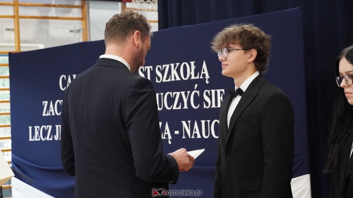 Uroczyste wręczenie stypendiów Prezesa Rady Ministrów [5.12.2025] - zdjęcie #38 - eOstroleka.pl